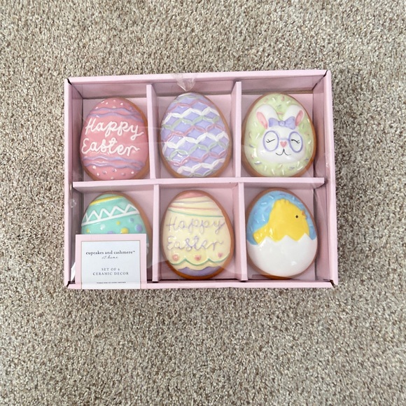 cupcakes & cashmere Other - Cupcakes and Cashmere 6pc Ceramic Easter Egg Sugar Cookie Decor Set NIB